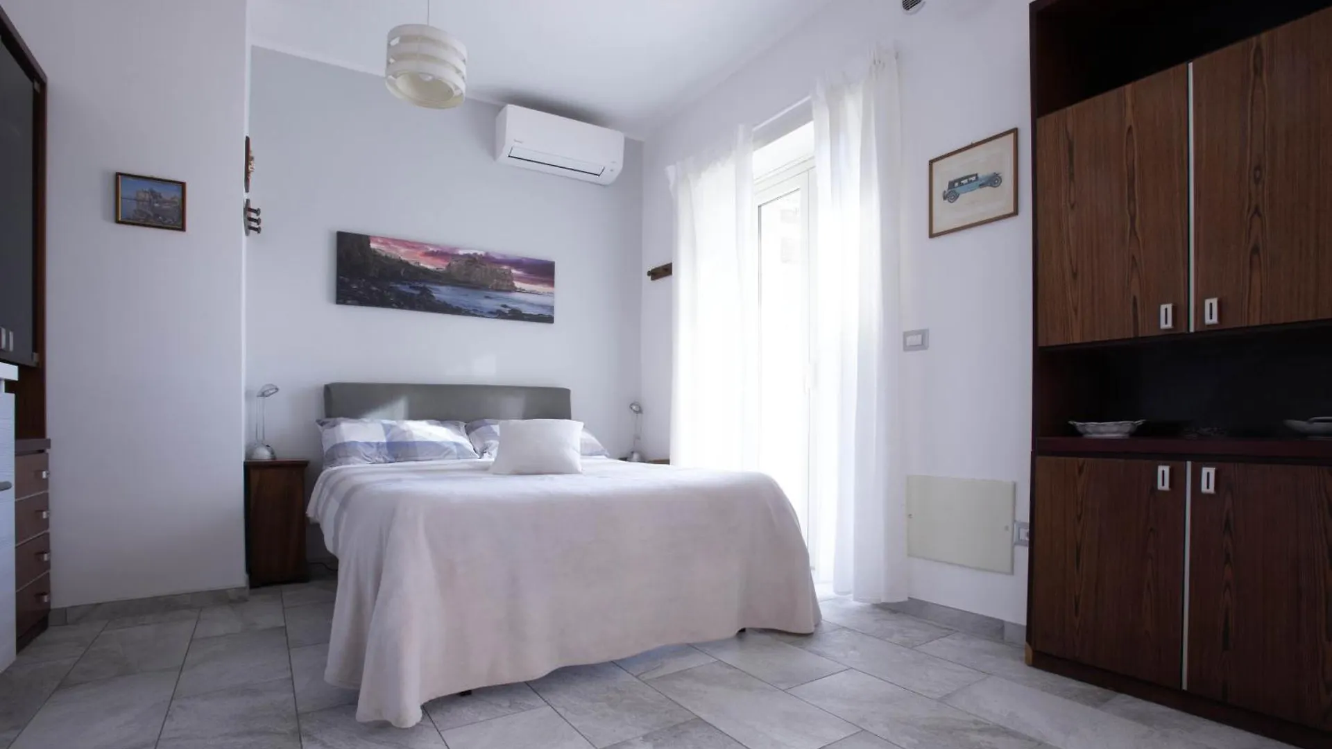Etna Sea House Bed & Breakfast Catania Italy